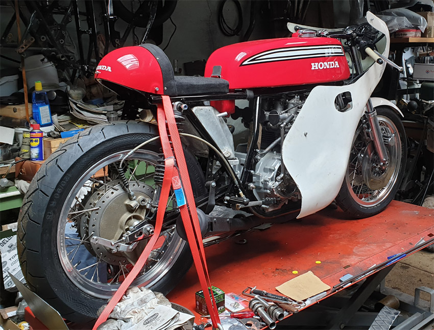 CR750